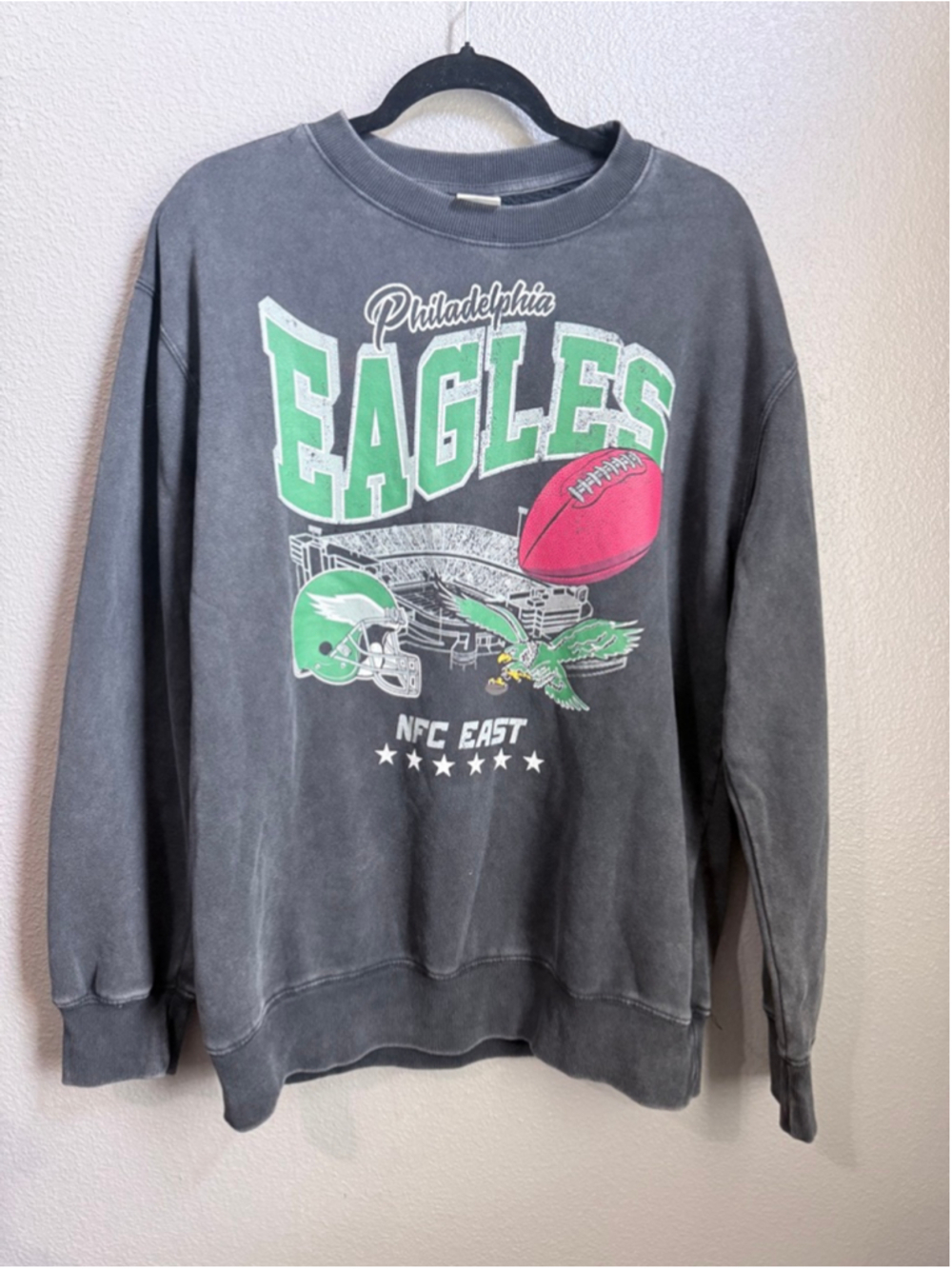 Philadelphia Eagles Vintage Throw back Style Sweatshirt Men’s L NWT